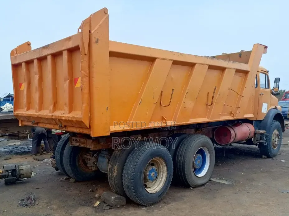 M. Benz 1924 Tipper 10tyres