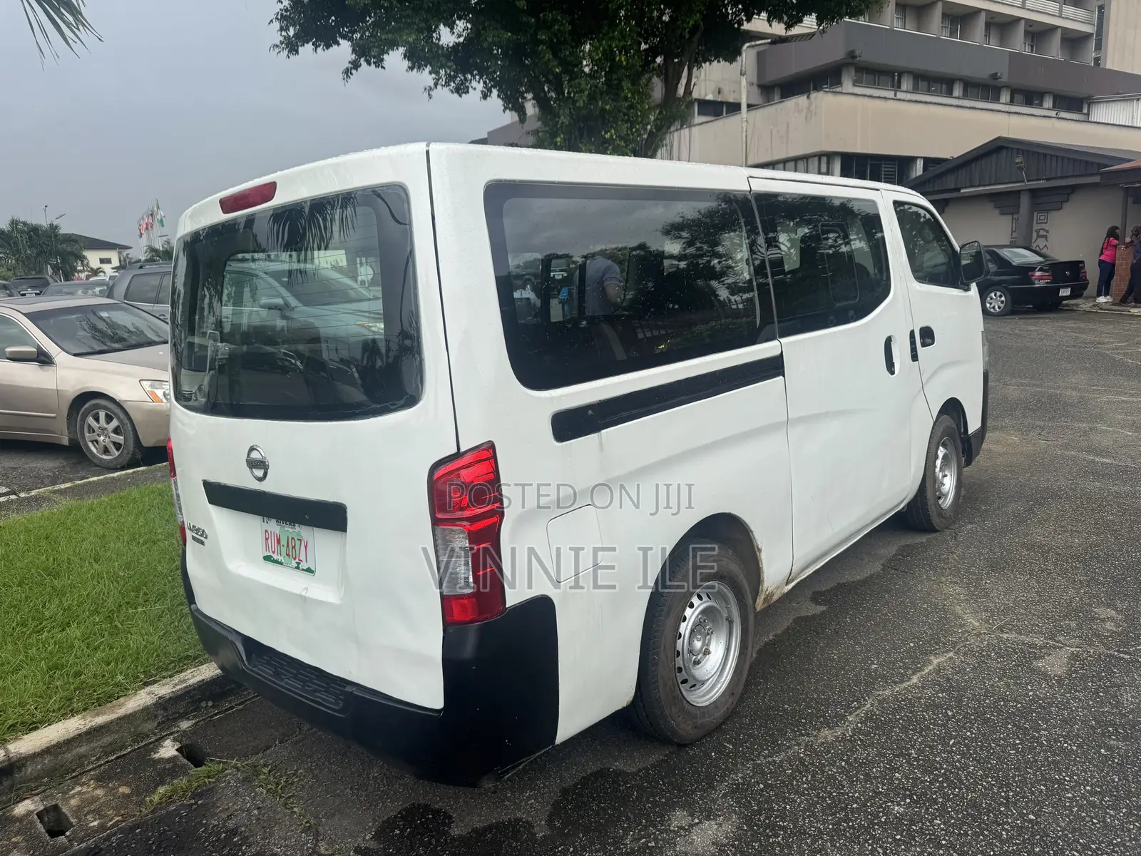 Nissan Caravan (Urvan) 2021 White