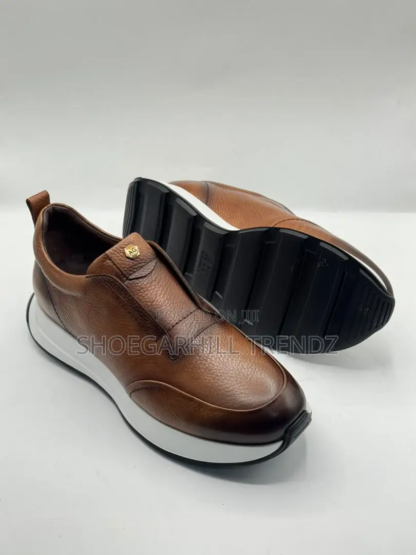 Premium Leather Sneakers | Luxury Comfort Modern Style