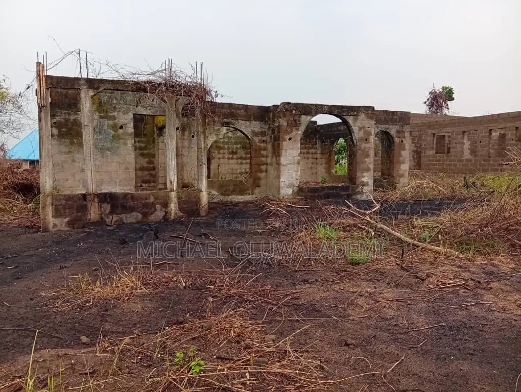 4bdrm Villa in Civil Defense Estate, Abeokuta South for sale