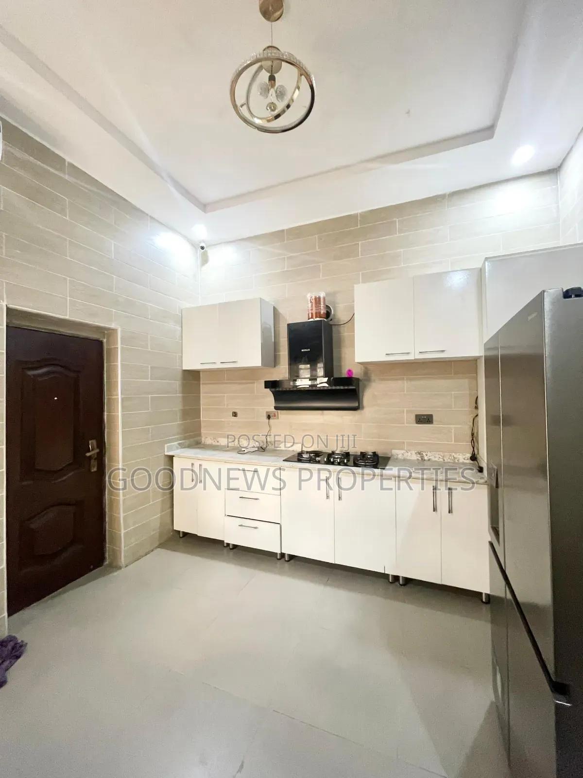 4bdrm Duplex in Harris Drive Vgc for sale