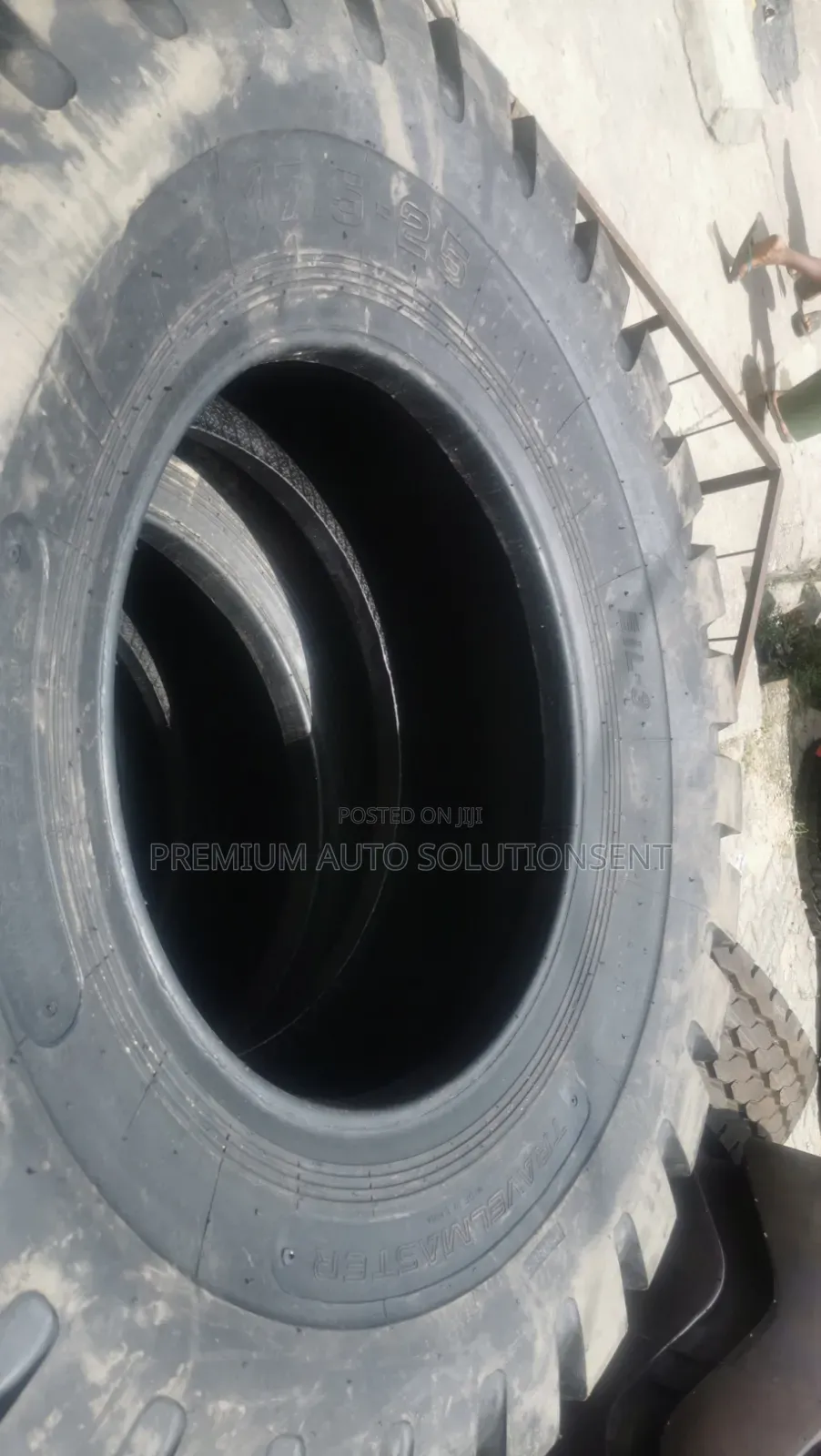 Brand New 17.5-25 Travelmaster Nylon Tyre