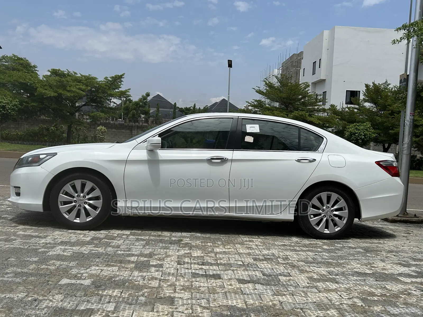 Honda Accord EX-L 4dr Sedan (2.4L 4cyl CVT) 2015 White