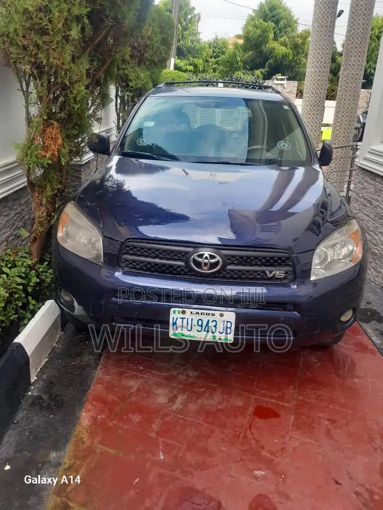 Toyota RAV4 2008 Blue