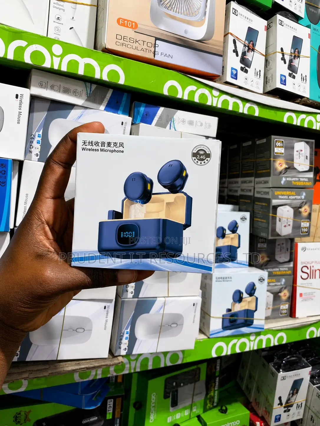 Q9 Wireless Microphone – Plug Play