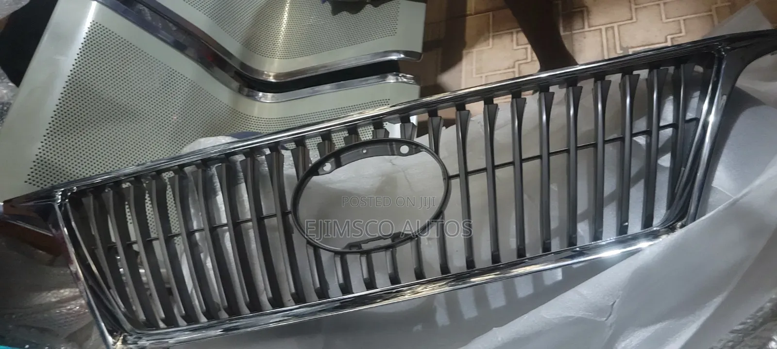 Front Grill Rx350 2010