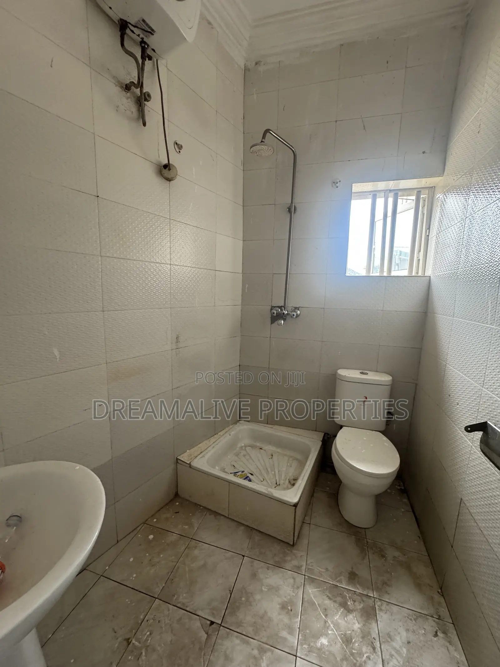 2bdrm Apartment in Dawaki for rent