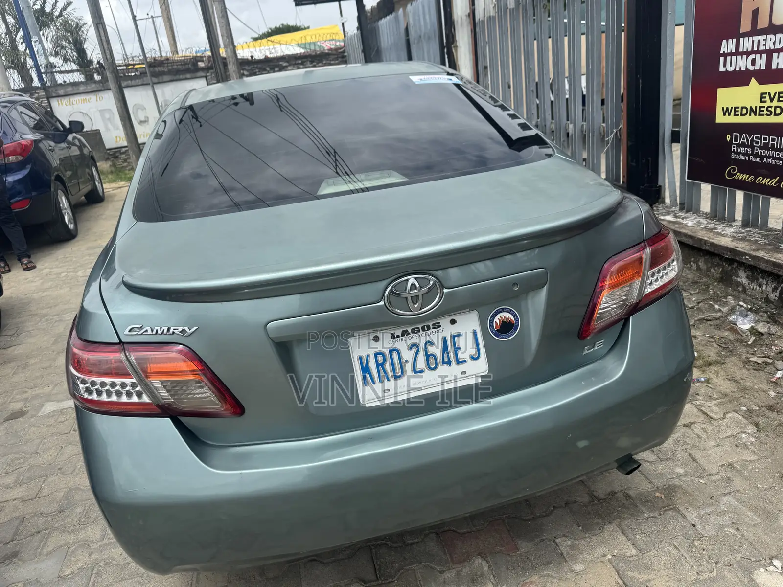 Toyota Camry XLE 4dr Sedan (2.4L 4cyl 5A) 2009 Green
