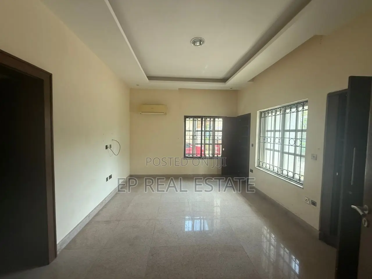 4bdrm Duplex in Maitama for sale