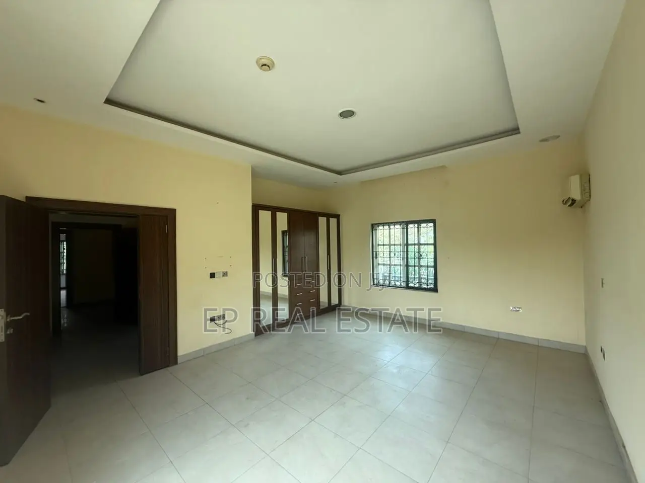 4bdrm Duplex in Maitama for sale