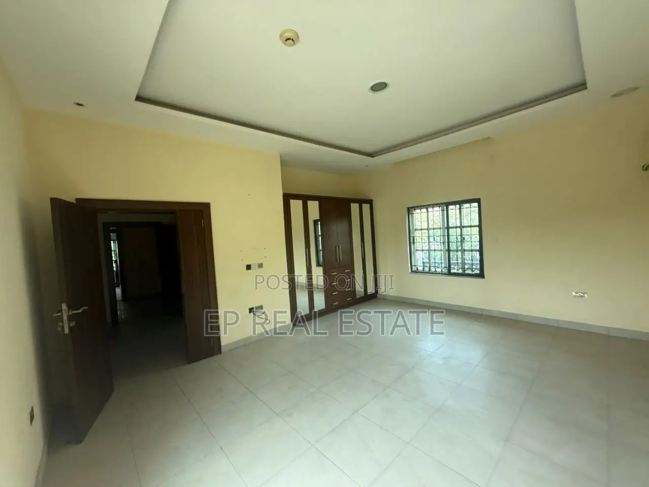 4bdrm Duplex in Maitama for sale