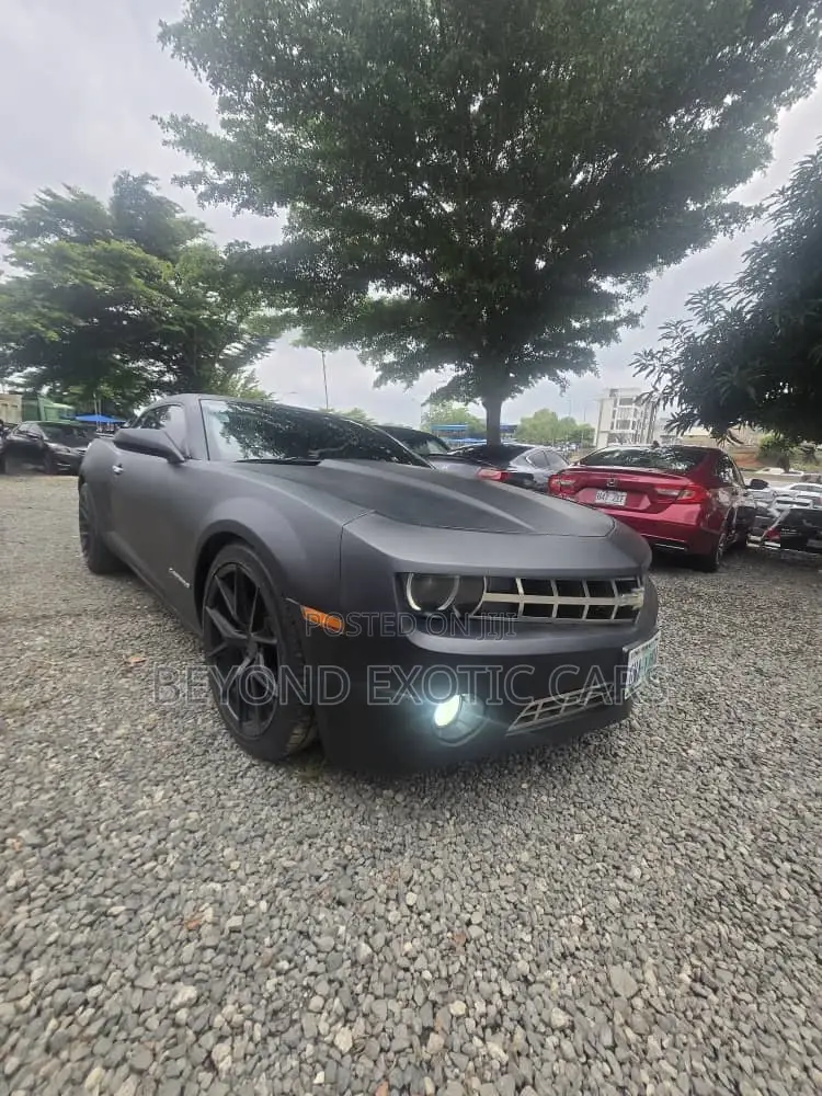 Chevrolet Camaro 1SS 2010 Black