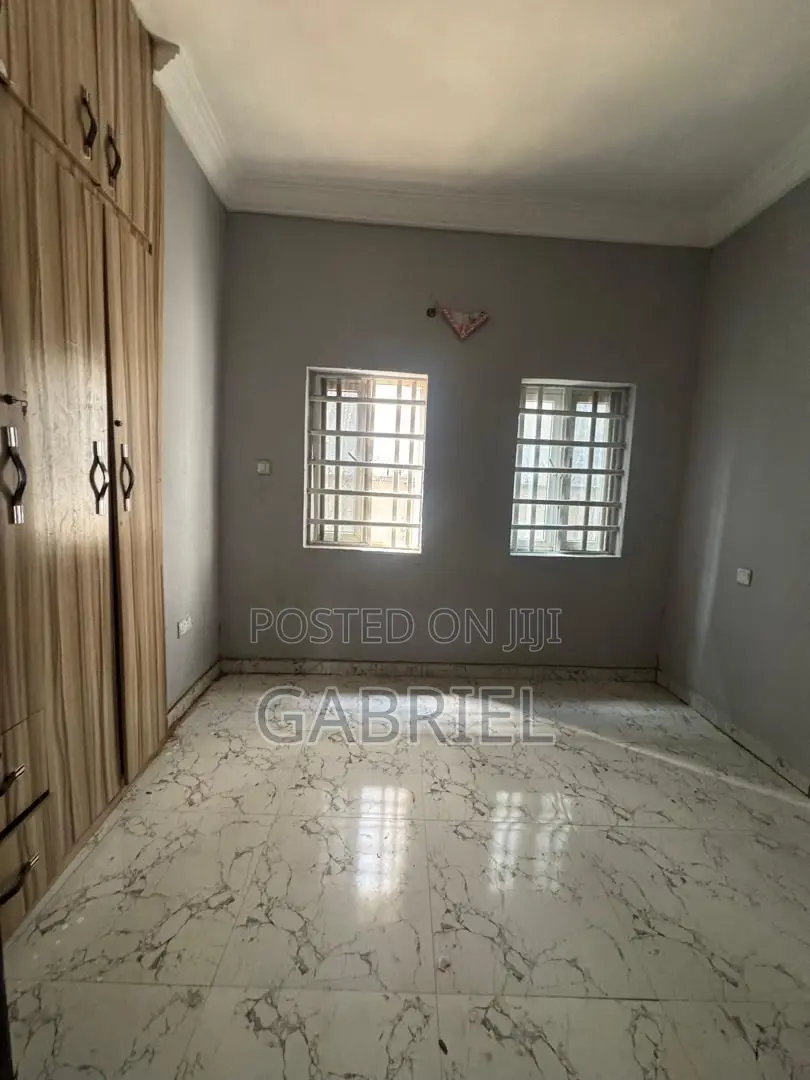 2bdrm Block of Flats in Newd Engineering, Dawaki for rent
