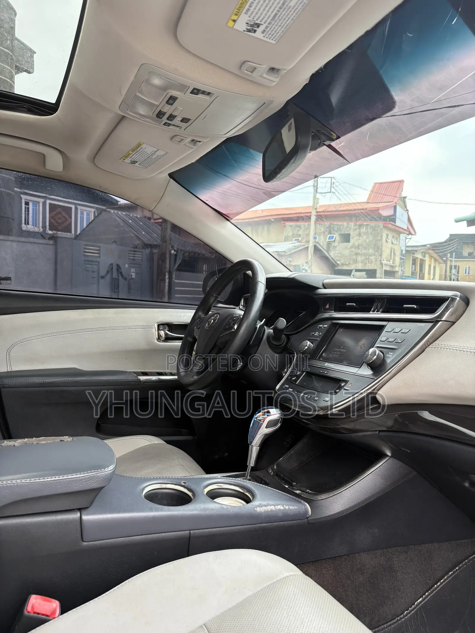 Toyota Avalon Limited 4dr Sedan (3.5L 6cyl 6A) 2014 Gray