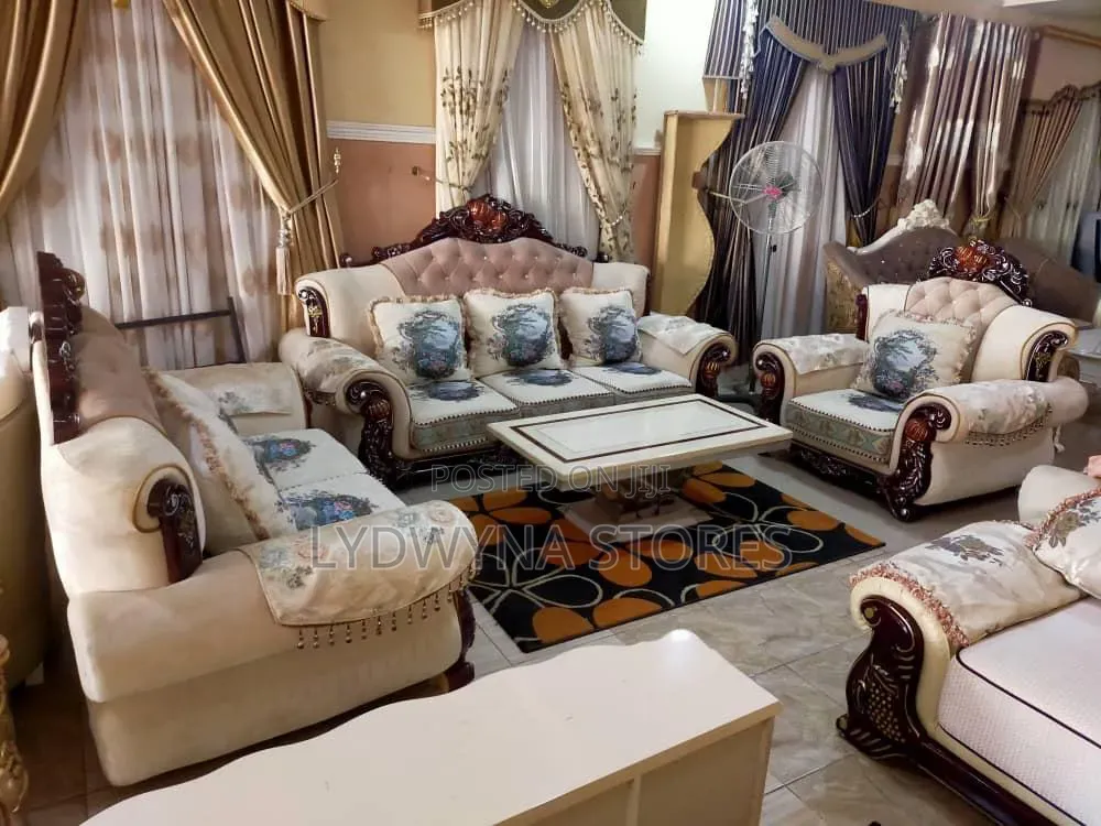 Lovely Standard Aesthetic Strong Quality China Royal Sofa