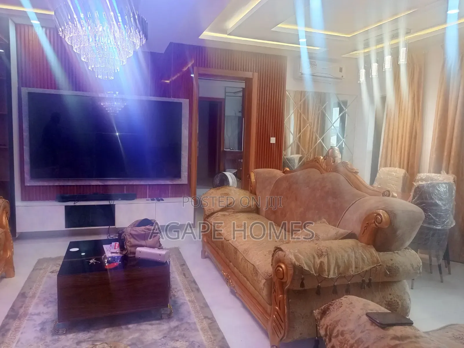 Furnished 3bdrm Apartment in Oyingbo for rent