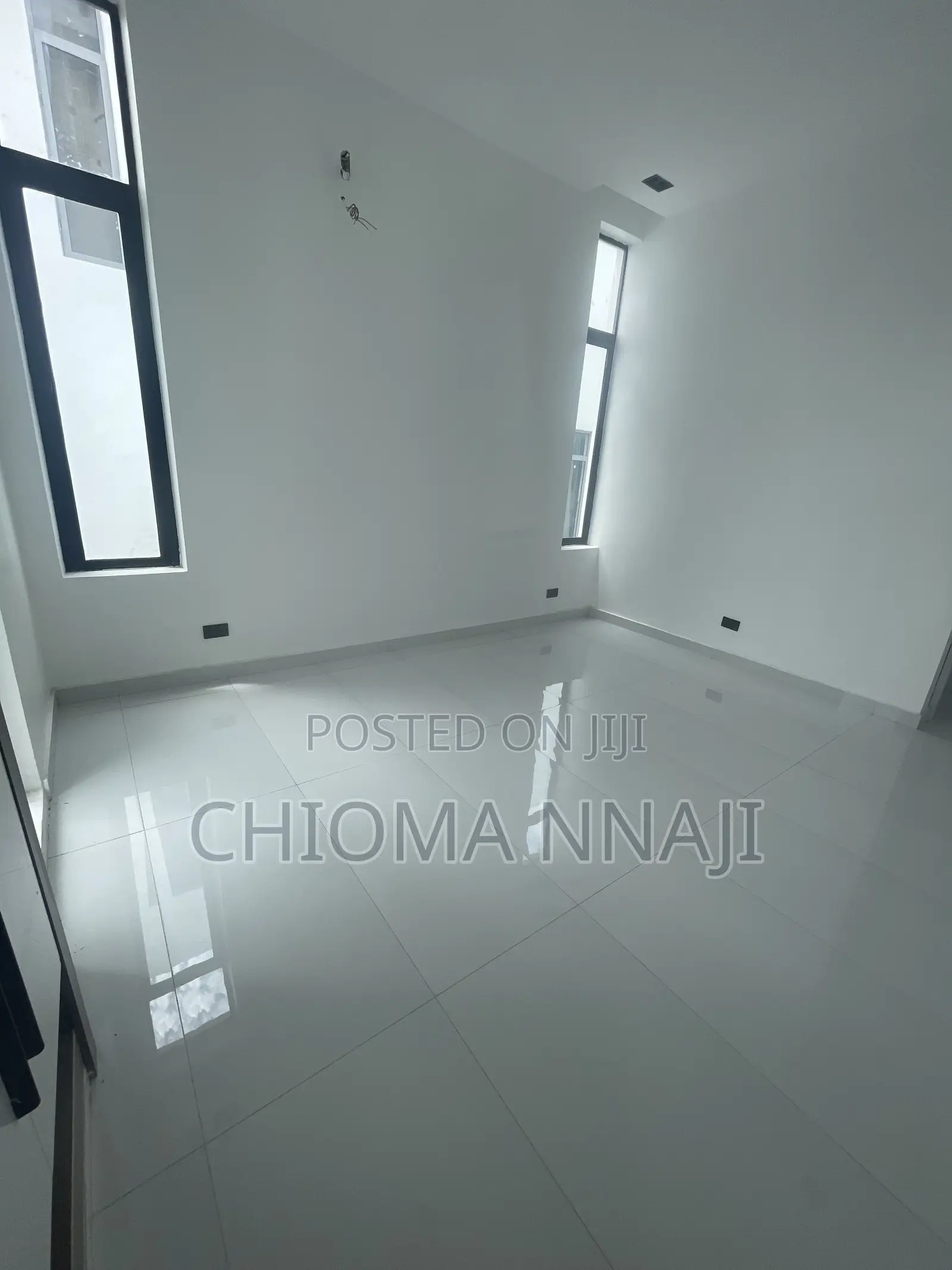 5bdrm House in Osapa london for sale