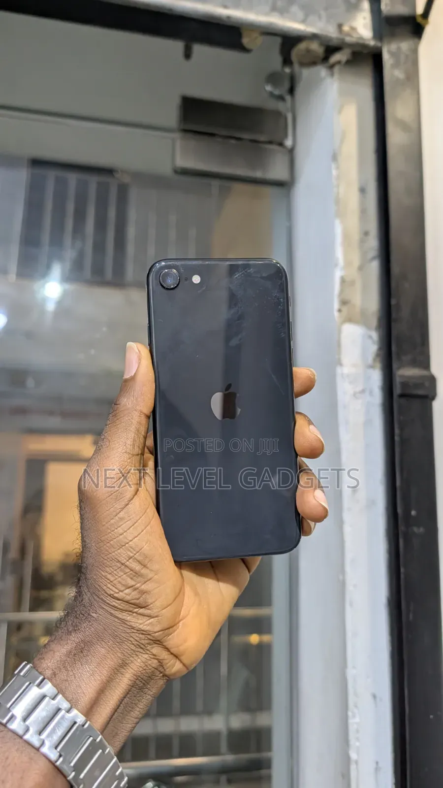Apple iPhone SE 64 GB Black