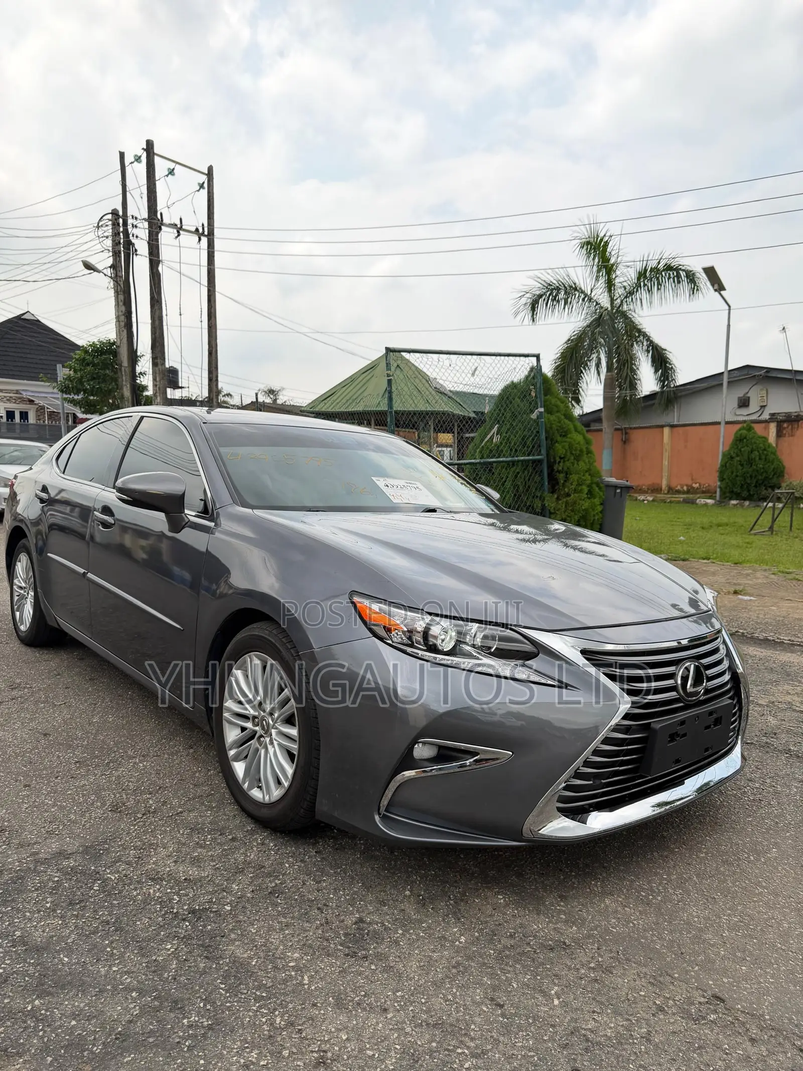 Lexus ES 350 FWD 2014 Gray