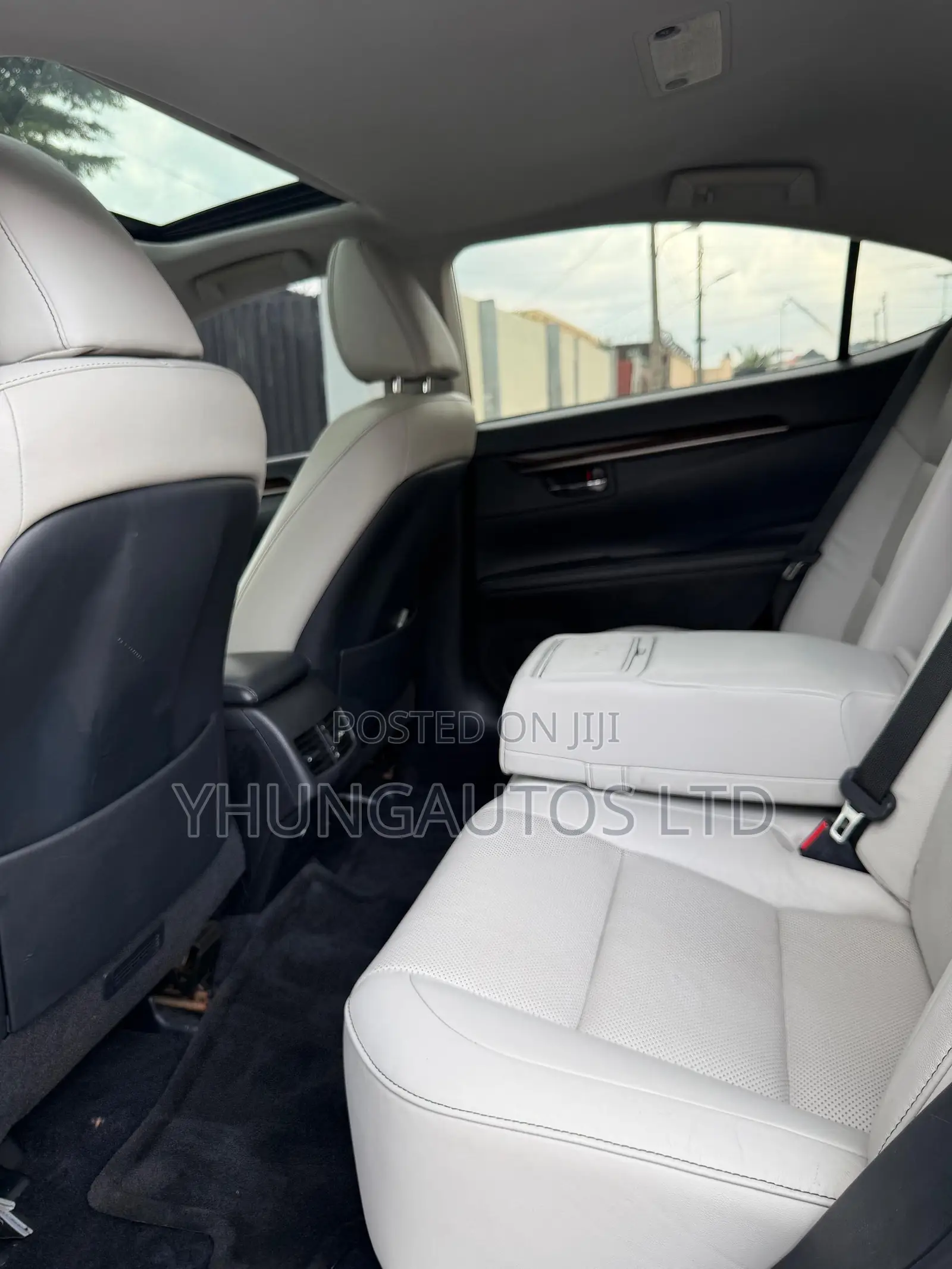 Lexus ES 350 FWD 2014 Gray