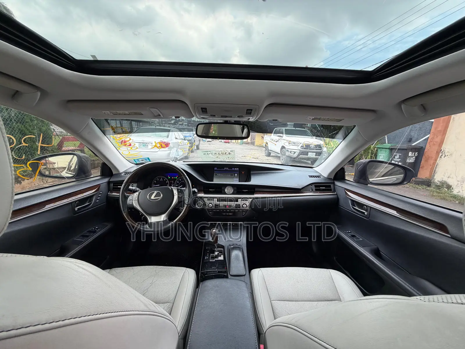 Lexus ES 350 FWD 2014 Gray