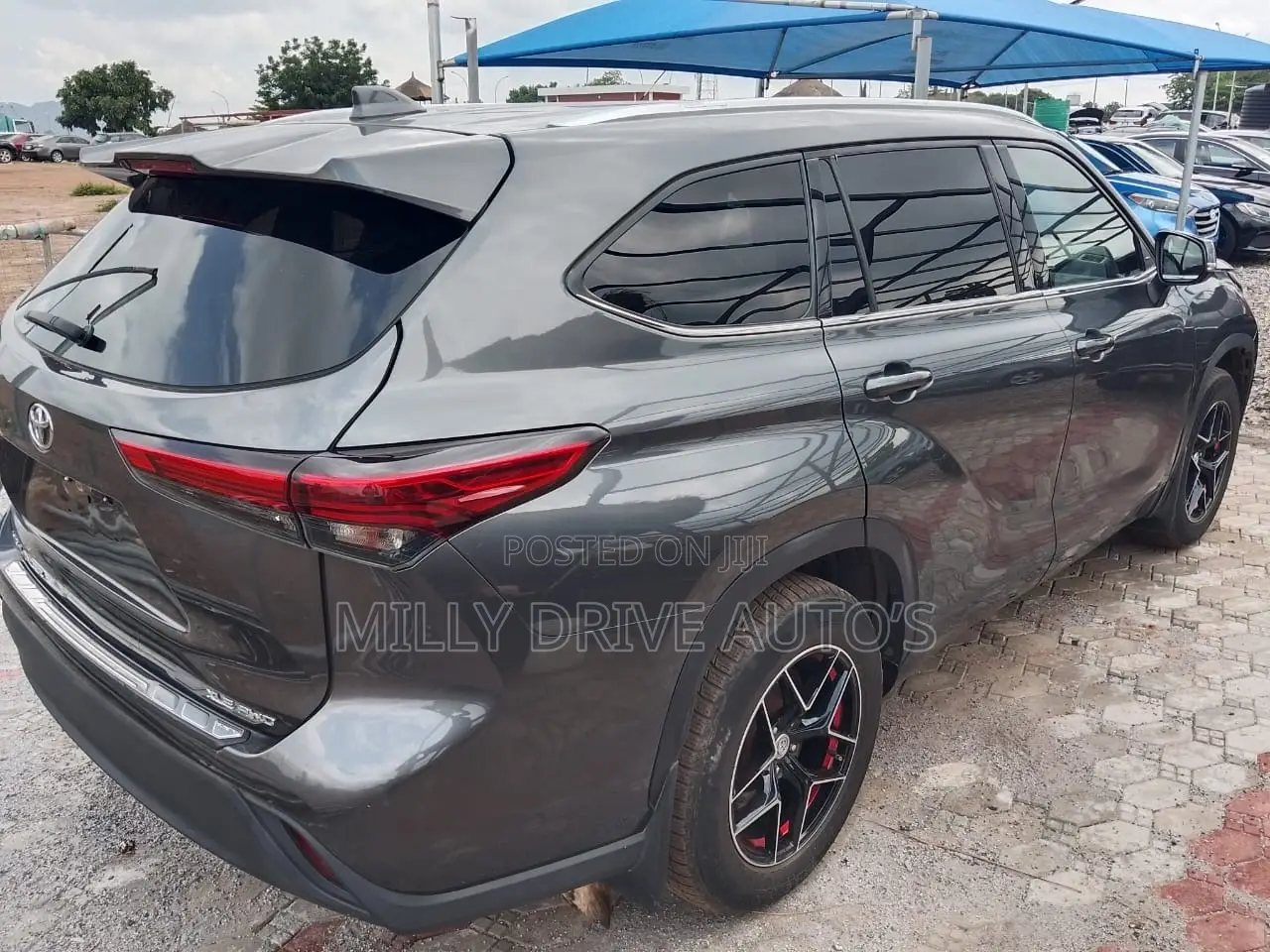 Toyota Highlander Limited AWD 2020 Gray