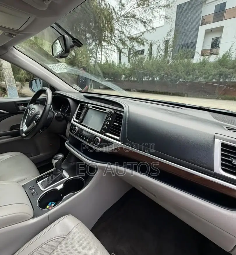 Toyota Highlander Limited V6 4x4 (3.5L 6cyl 6A) 2016 Blue