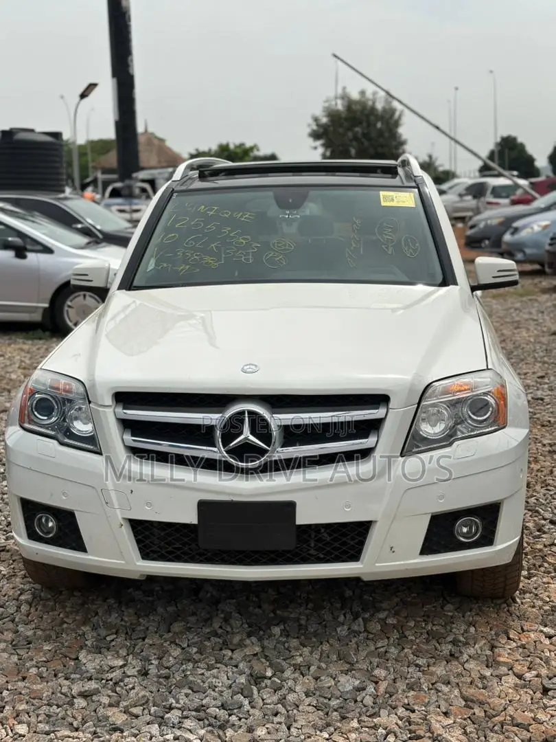 Mercedes-Benz GLK-Class 350 4MATIC 2010 White