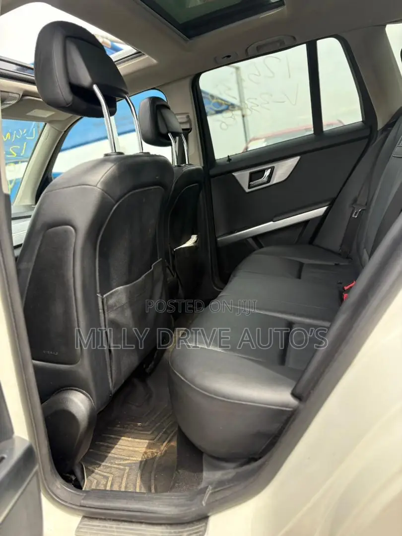 Mercedes-Benz GLK-Class 350 4MATIC 2010 White