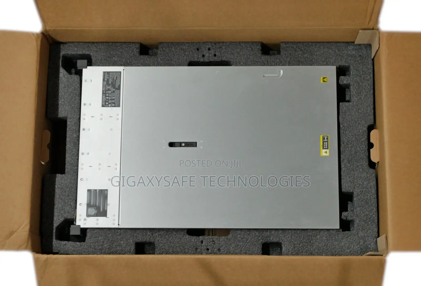 Server HP ProLiant DL360 Gen10 32GB Intel Xeon HDD+SSD 32GB