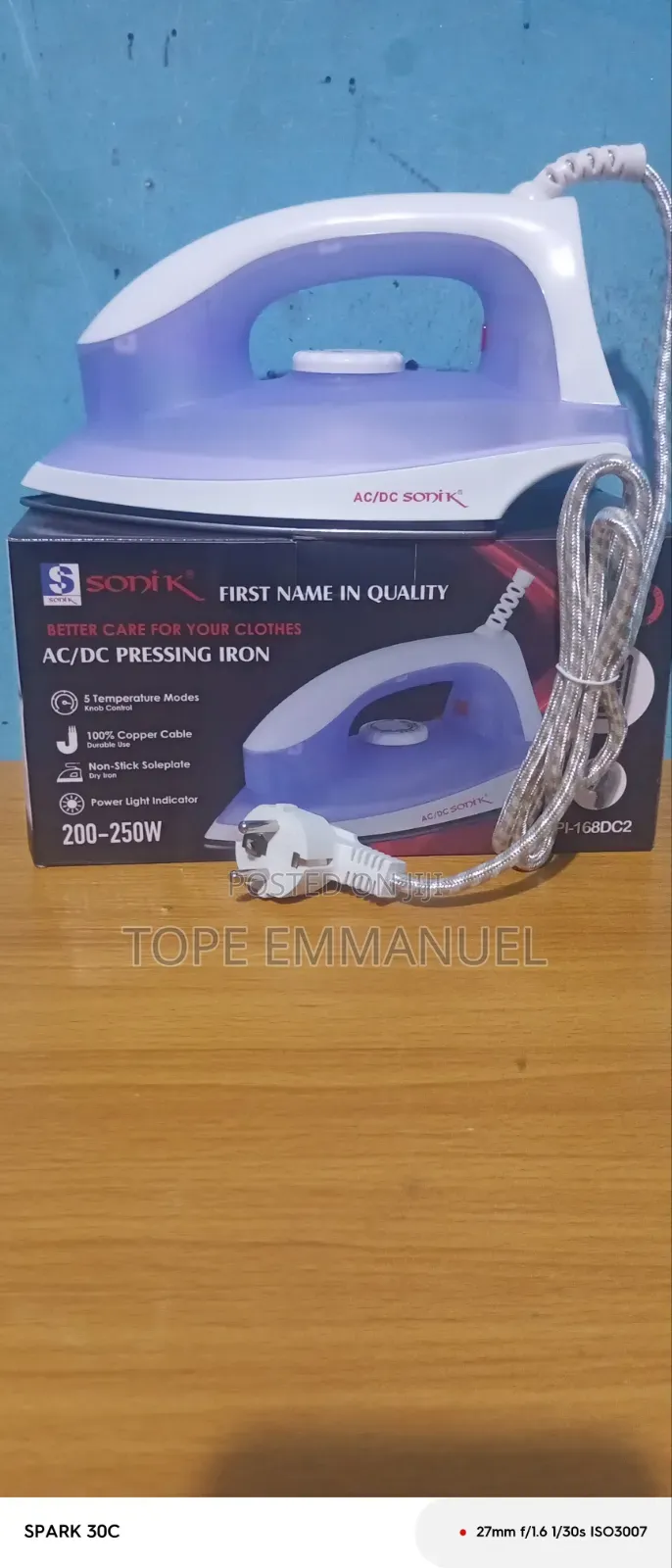 200-250w Solar Inverter Iron Low Energy Consumption