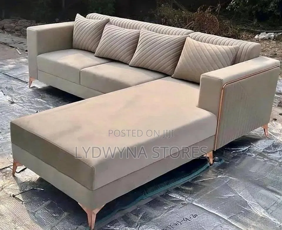 Satisfactory First Class Comfortable Quality Handmade Sofa