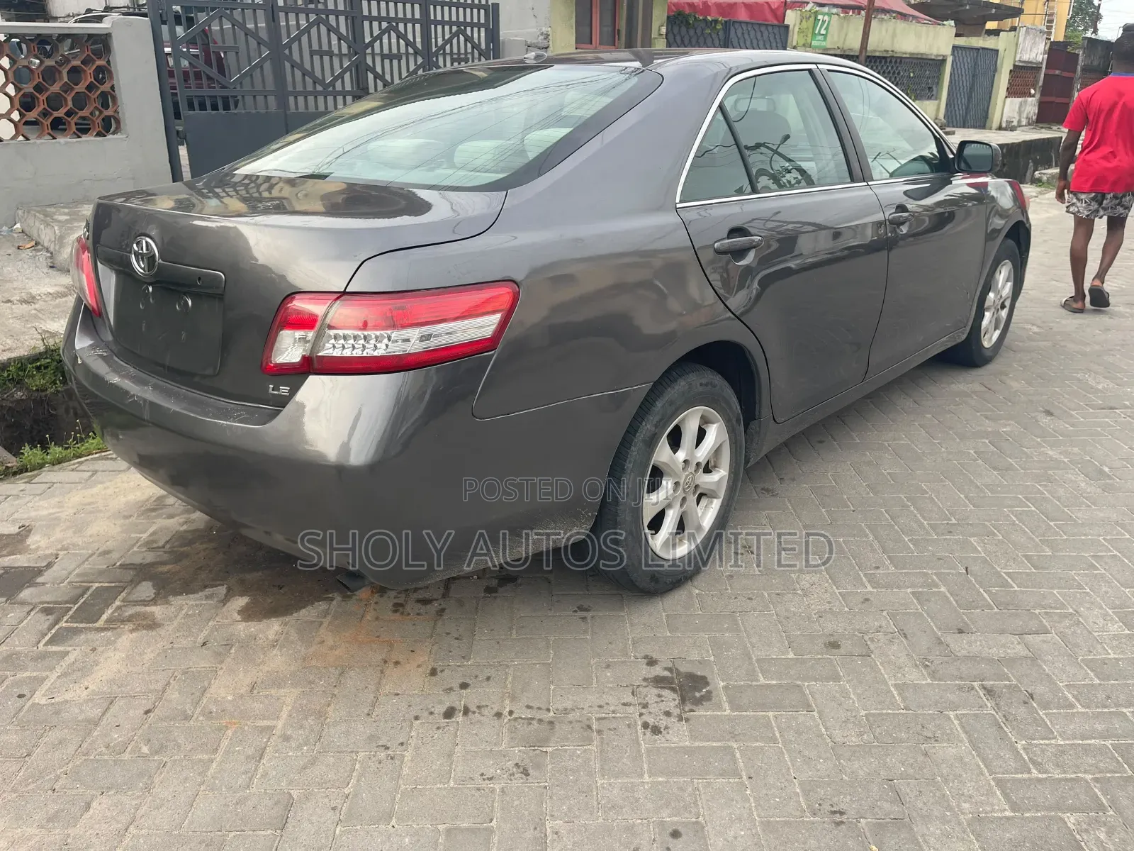 Toyota Camry 2010 Gray