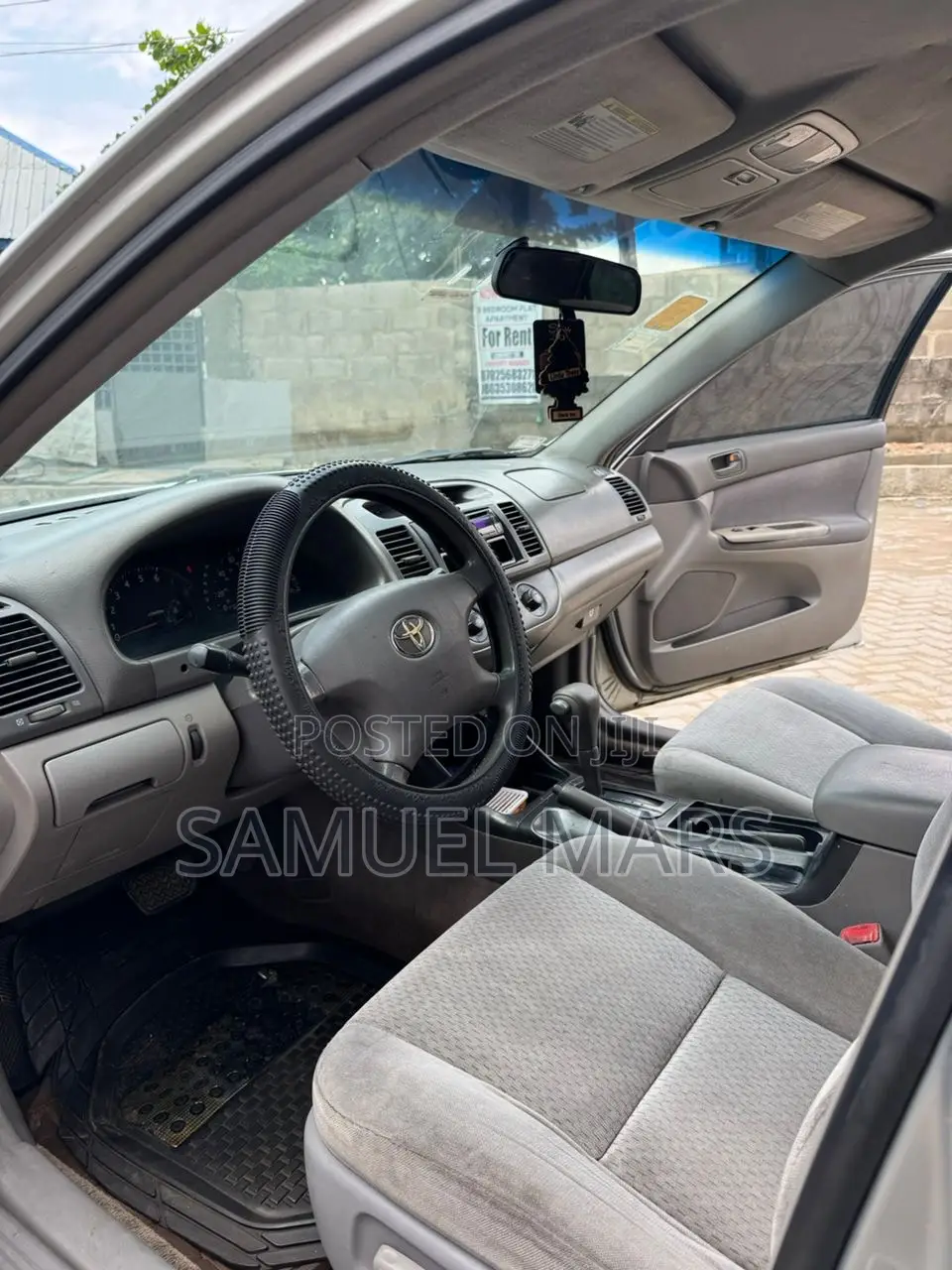 Toyota Camry LE 4dr Sedan (2.4L 4cyl 4A) 2004 Silver