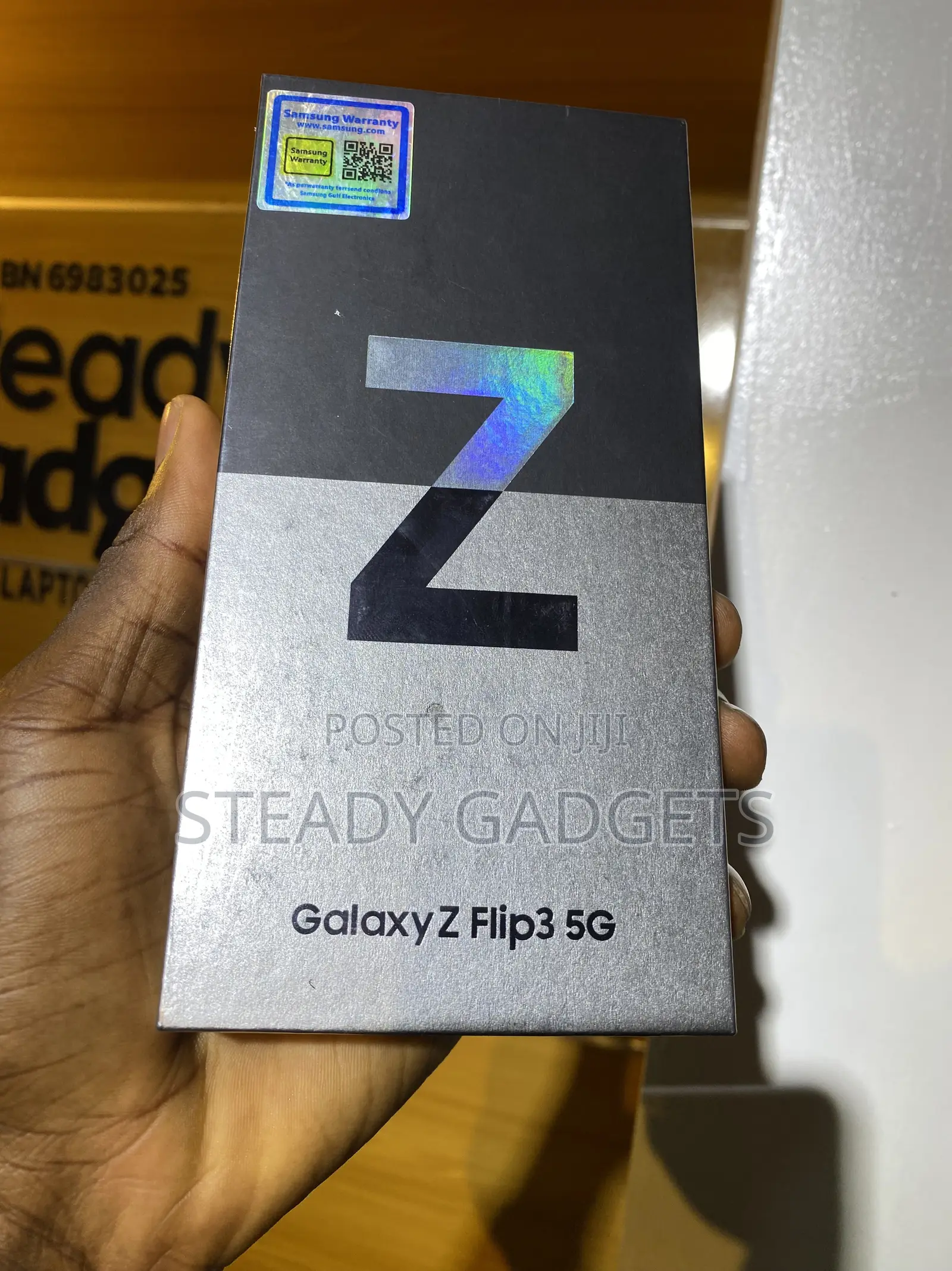 New Samsung Galaxy Z Flip3 5G 128 GB Black