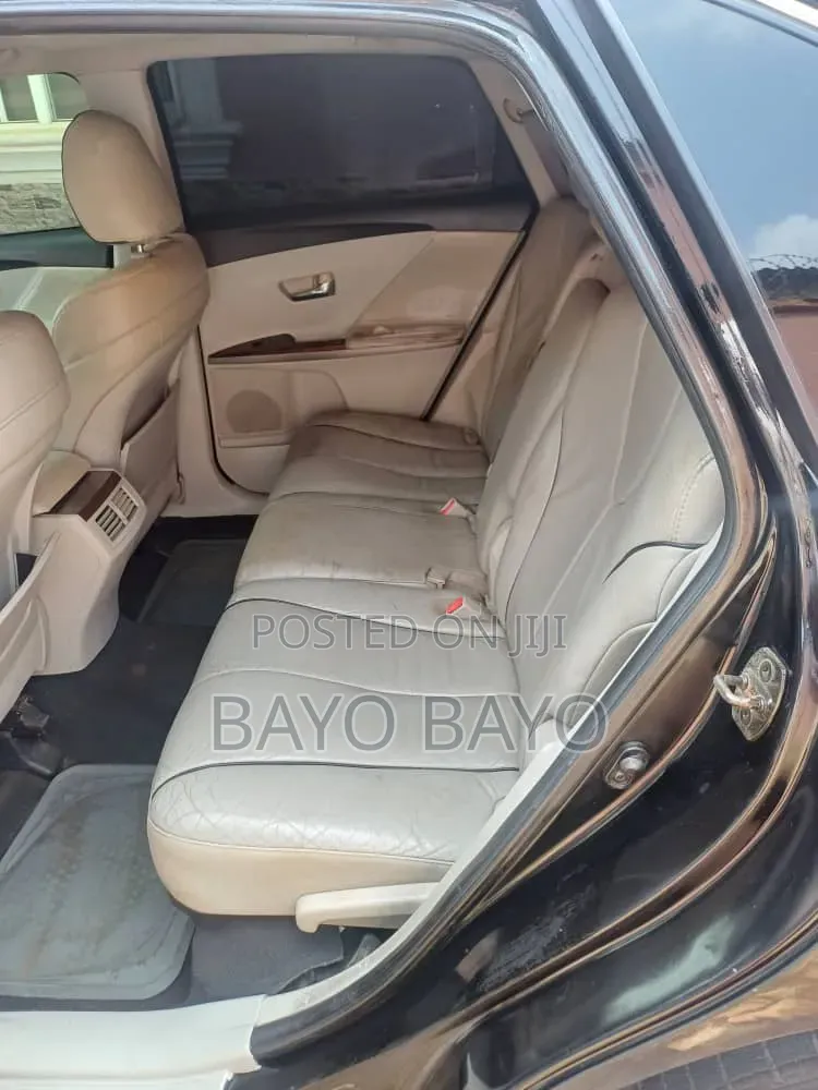 Toyota Venza V6 2010 Black