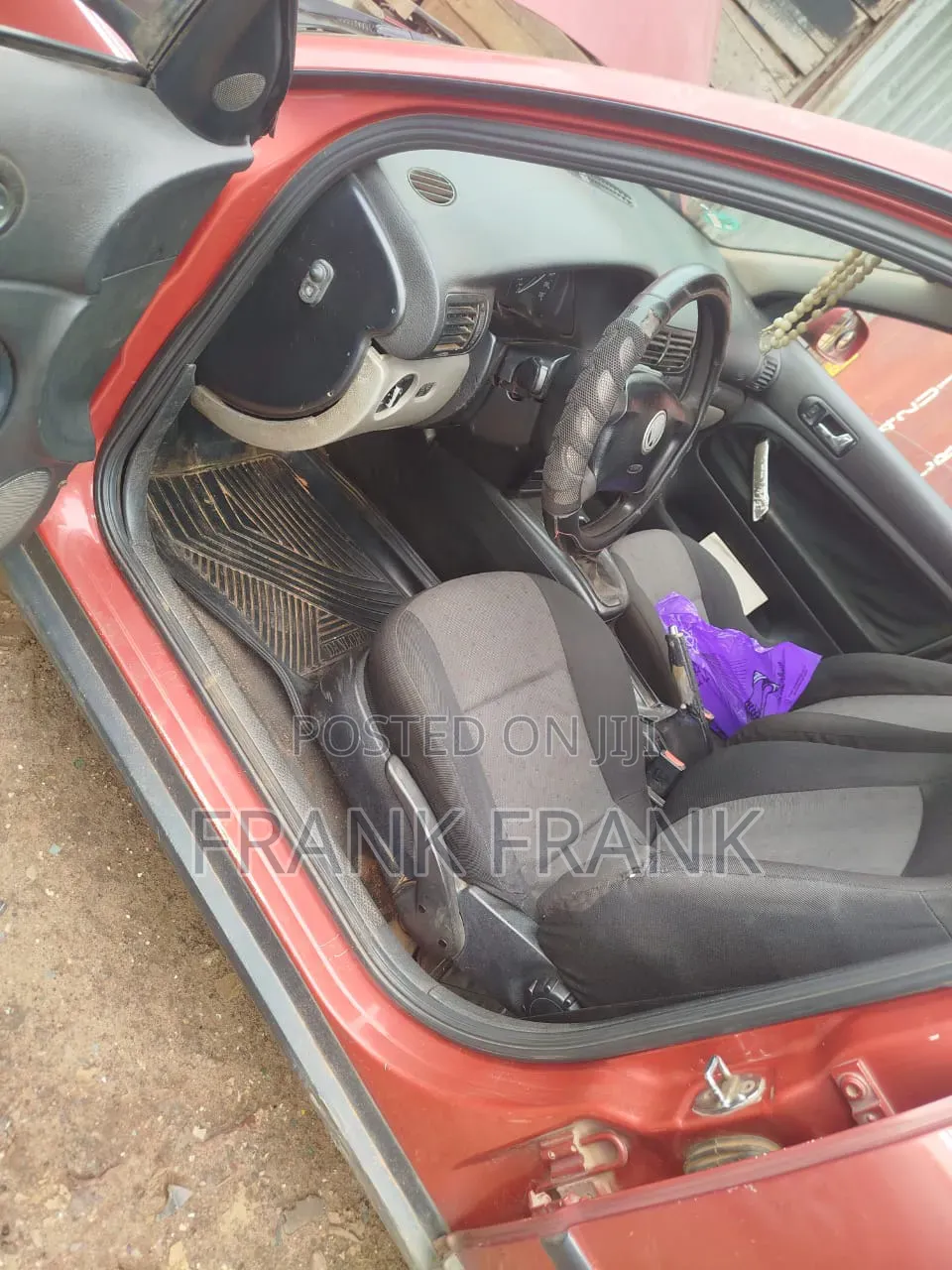 Volkswagen Passat 2000 Red
