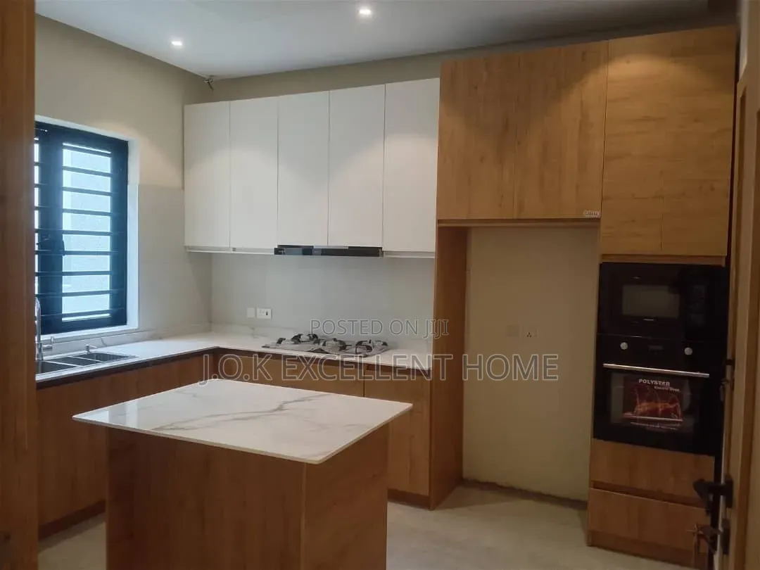 4bdrm Duplex in Adeniyi Jones for sale