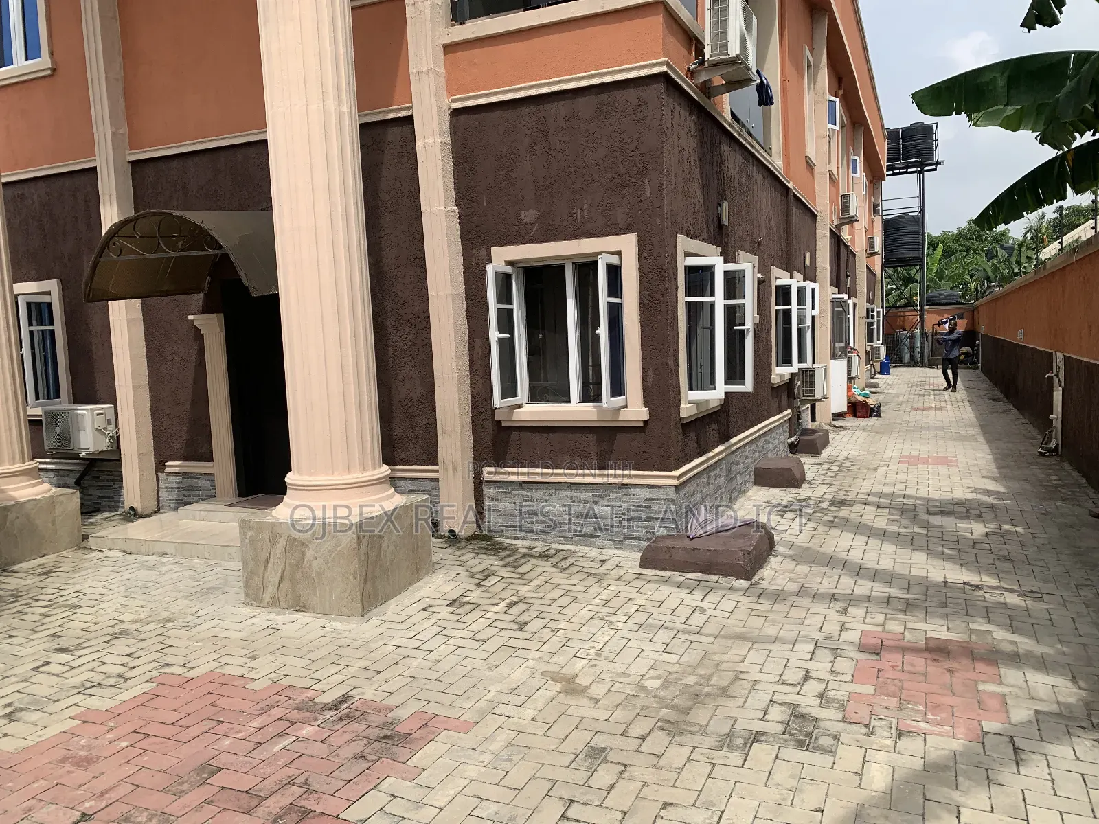 Furnished 3bdrm Block of Flats in Abijo Victory Villa, Ajah for sale