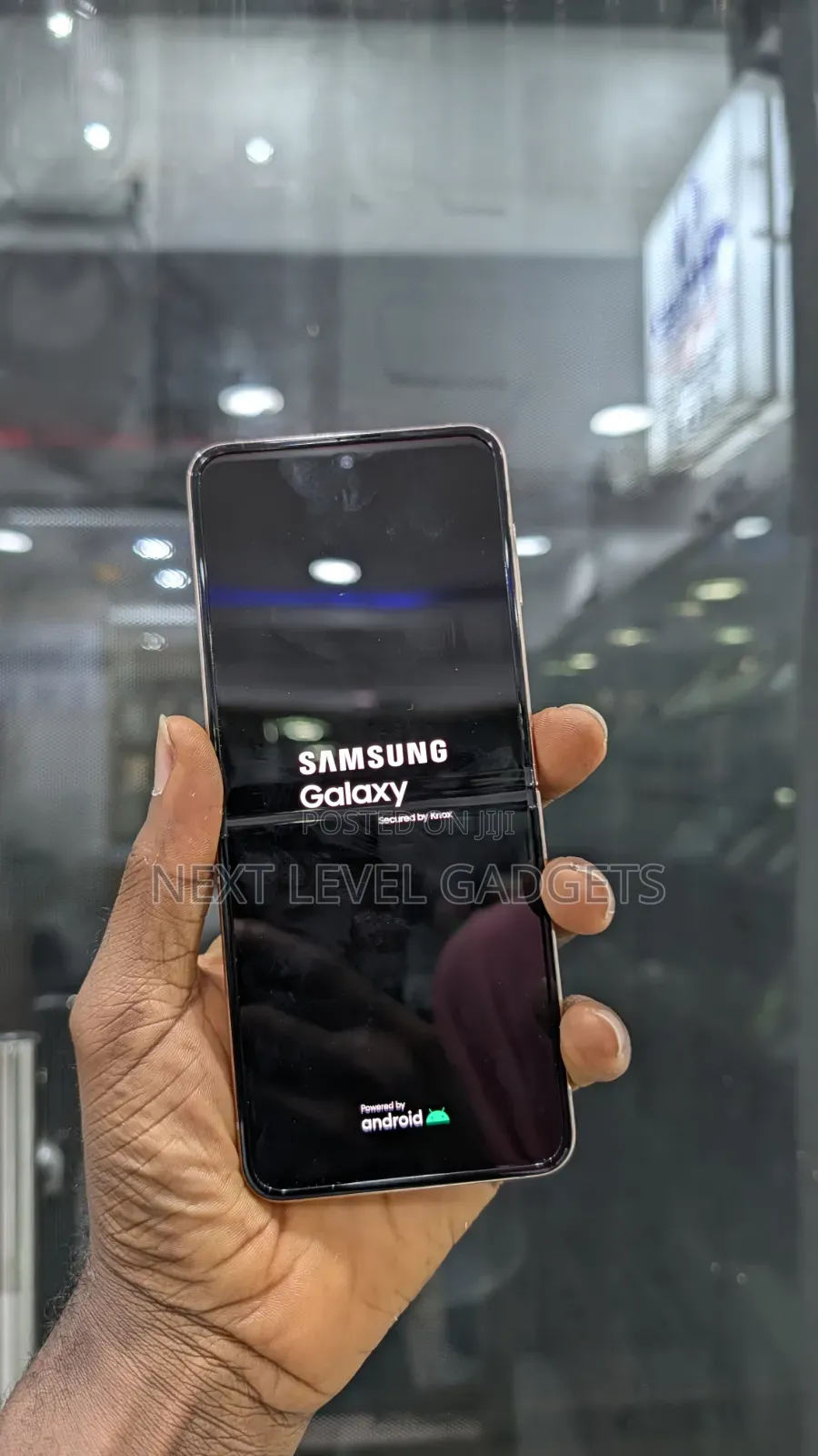 Samsung Galaxy Z Flip4 256 GB Gold