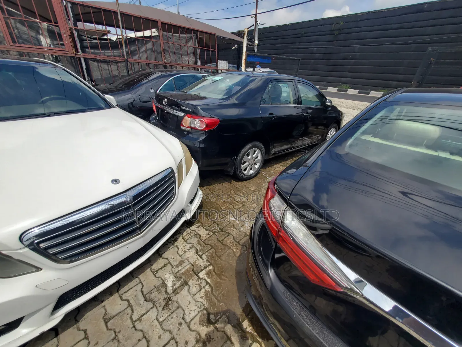 Toyota Corolla L 4dr Sedan (1.8L 4cyl 5M) 2012 Black