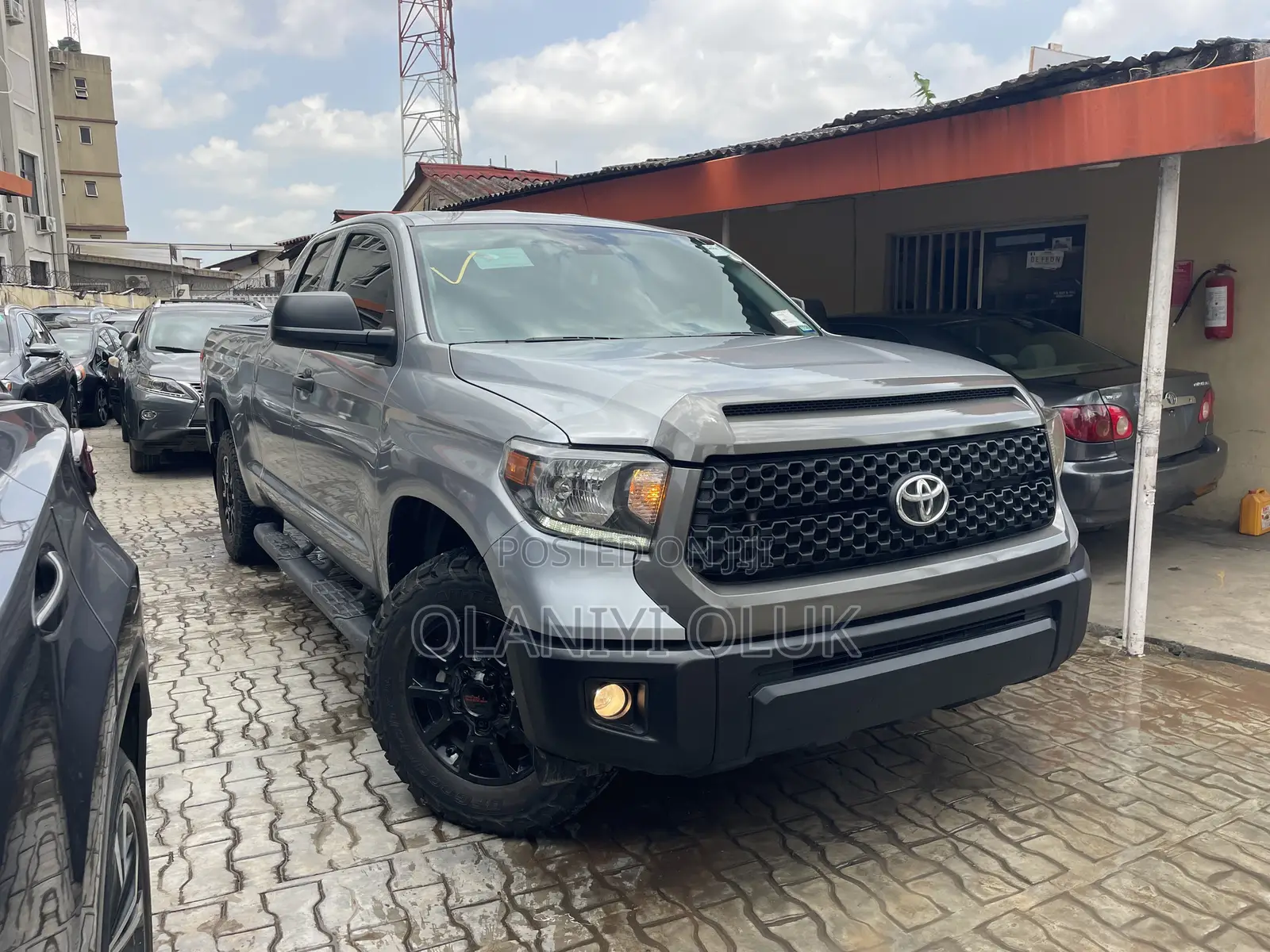 Toyota Tundra 2021 Silver