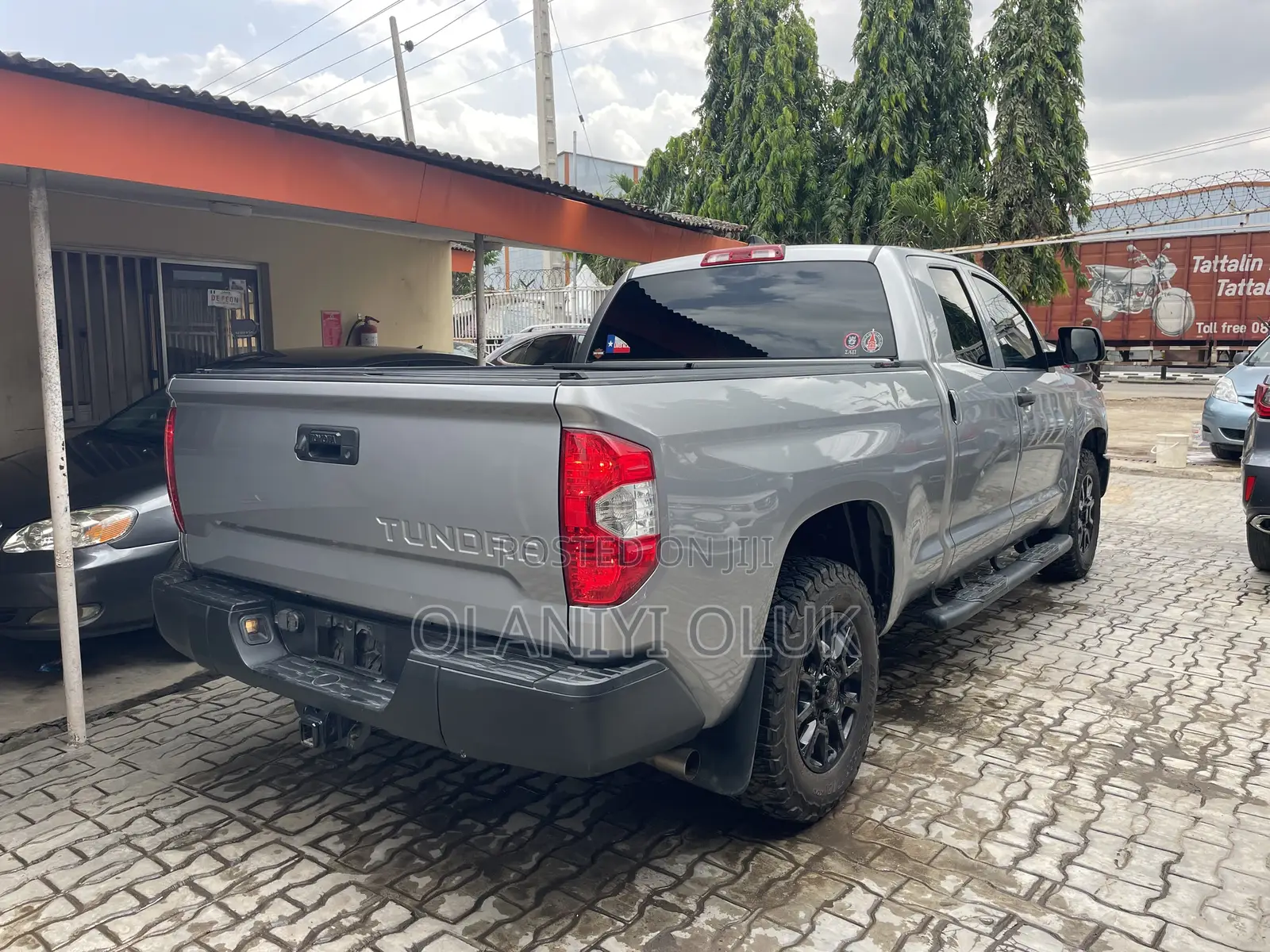 Toyota Tundra 2021 Silver