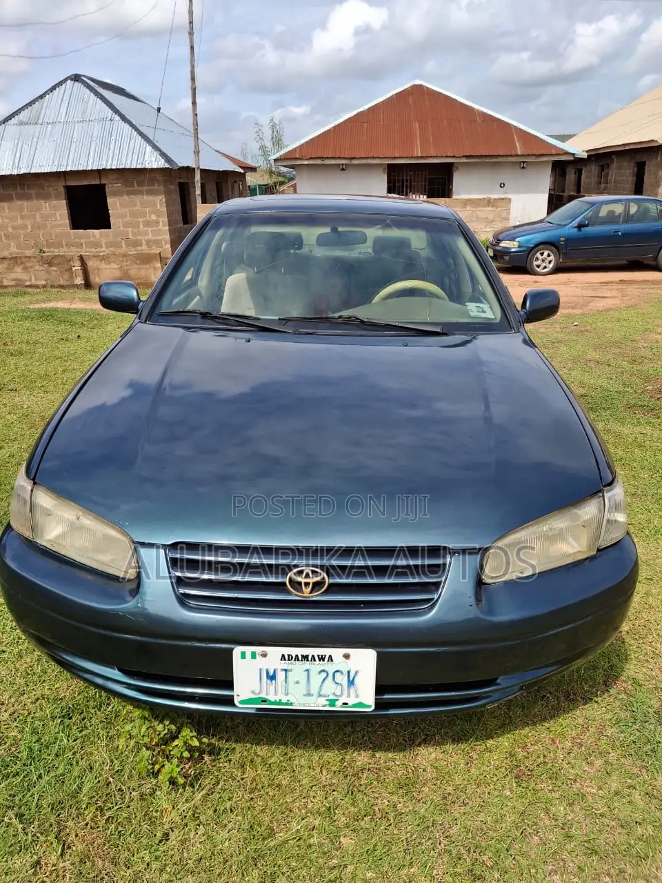 Toyota Camry 2000 Blue