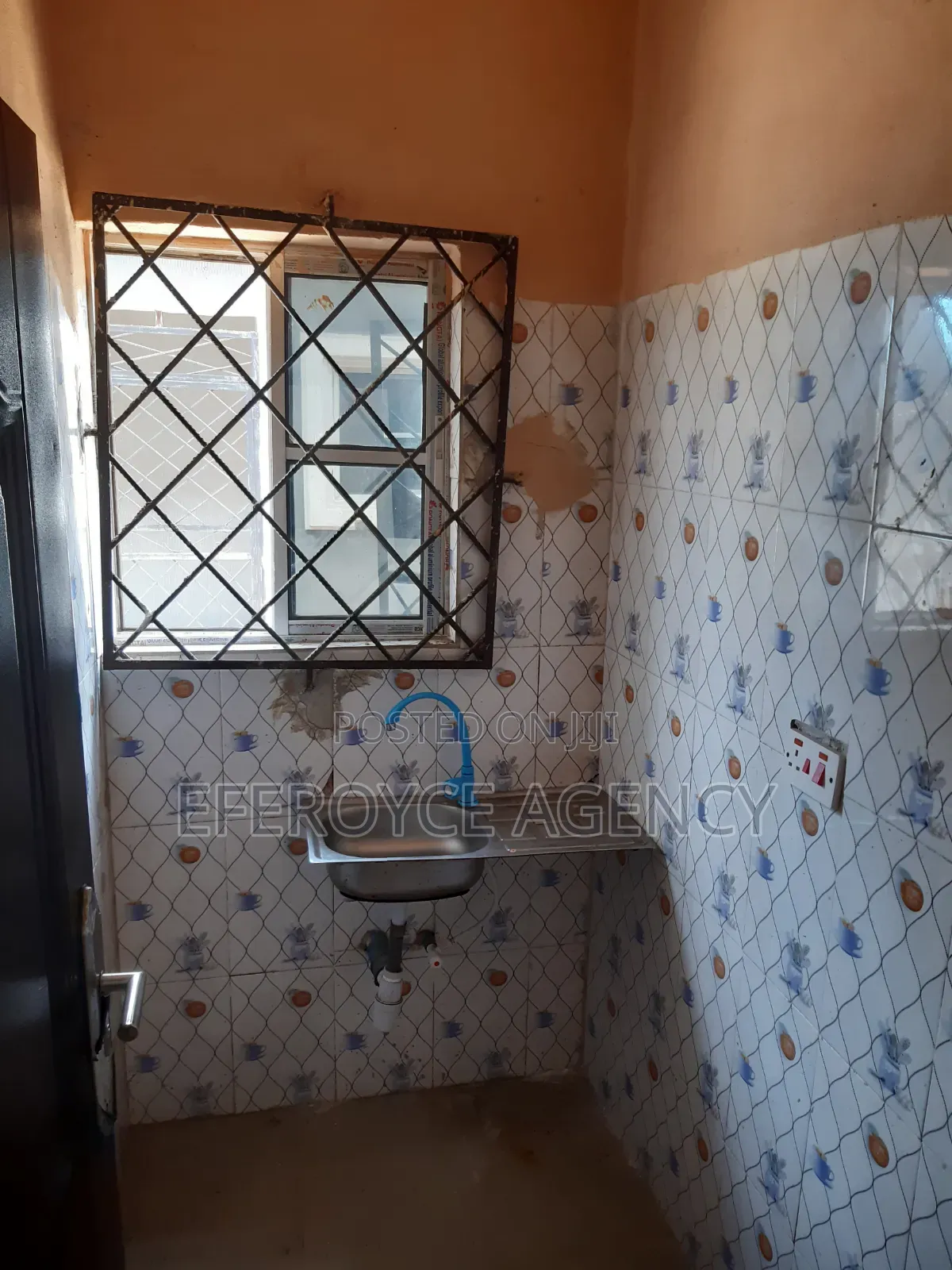 1bdrm Bedsitter in Agbor Road Bypass, Benin City for rent
