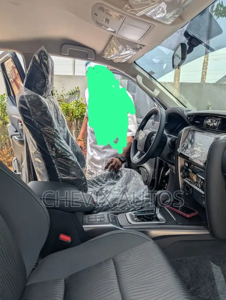 New Toyota Fortuner 2025 Black