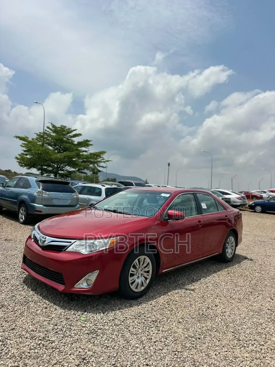 Toyota Camry LE 4dr Sedan (2.5L 4cyl 6A) 2013 Red