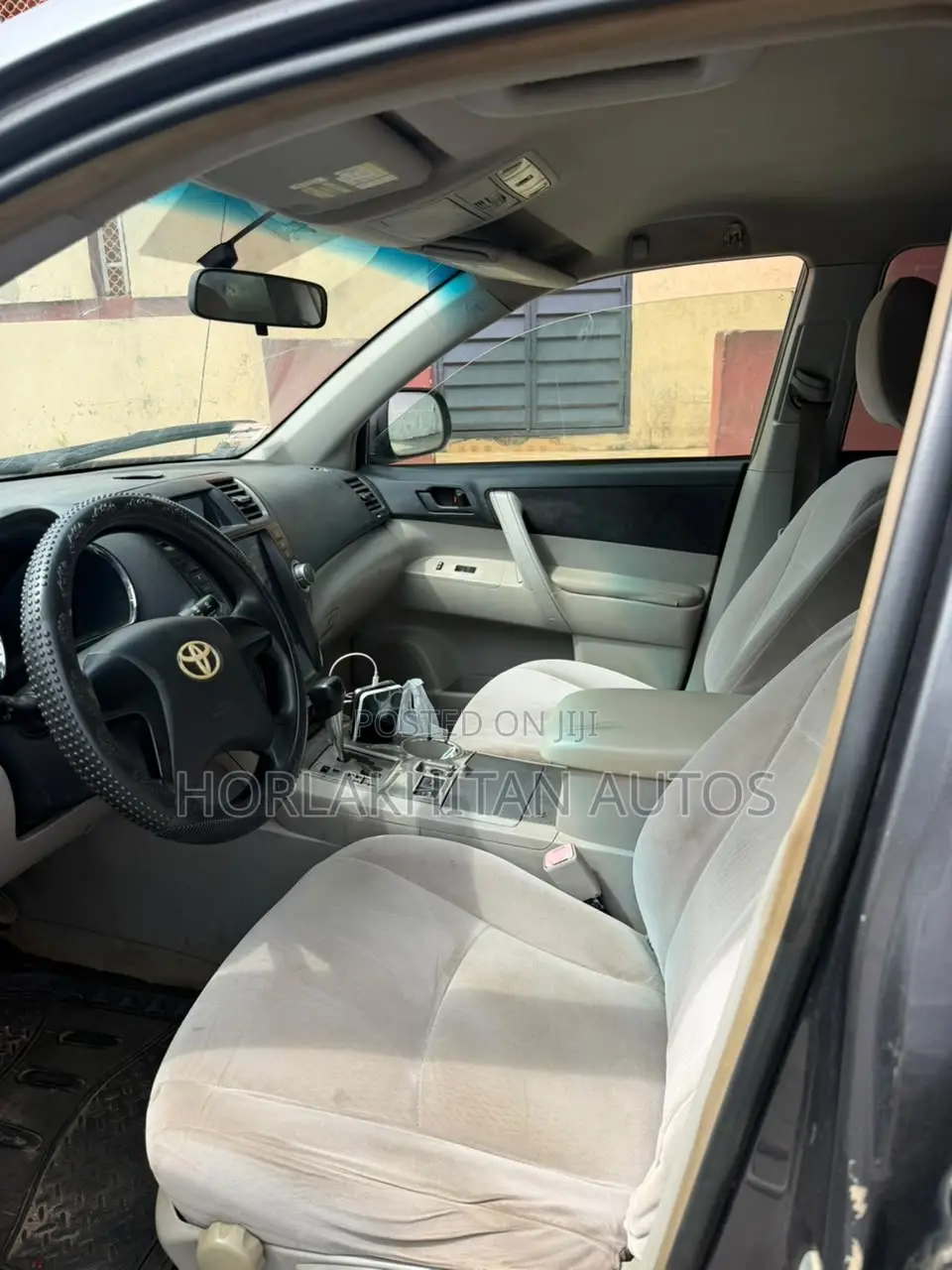Toyota Highlander 2010 Gray