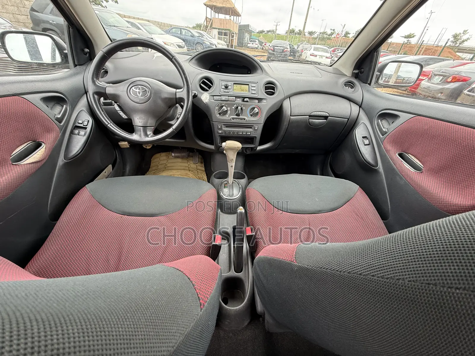 Toyota Yaris 2004 Black