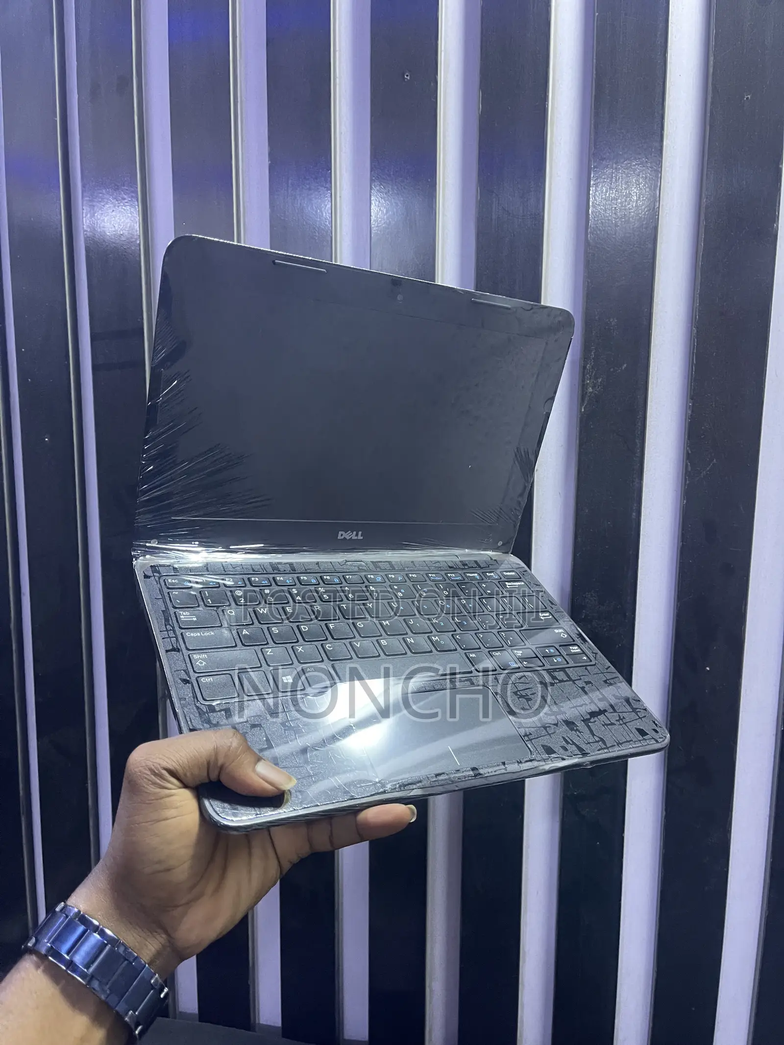 Laptop Dell Latitude 11 3190 4GB Intel Pentium SSD 60GB